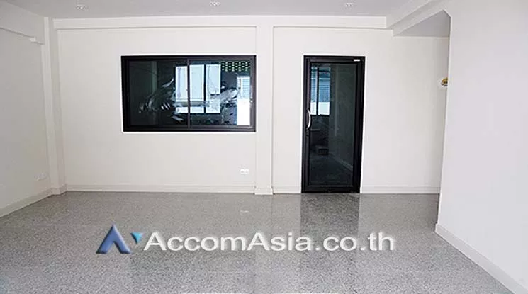 5  Office Space For Rent in Sukhumvit ,Bangkok BTS Udomsuk AA15784